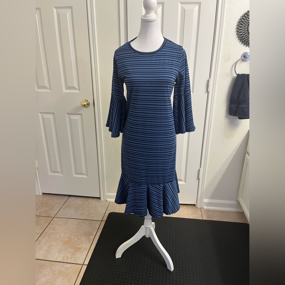 LulaRoe women high low hem midi dress Blue Striped 3/4 Ruffle Sleeve size M